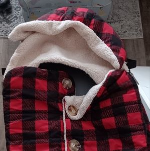 JJ Cole Buffalo Plaid Bundleme Sherpa Warm Car Seat Cover